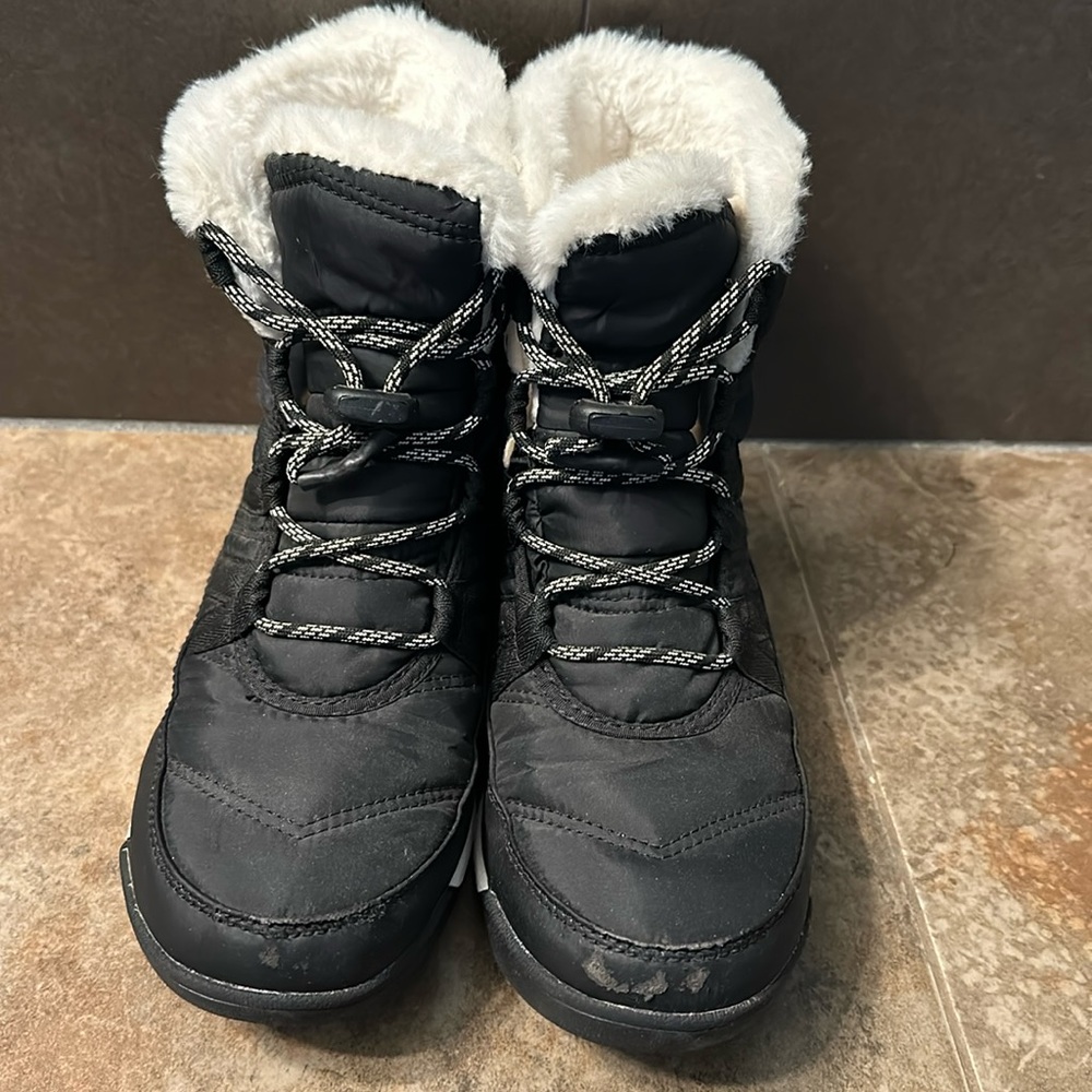 Sorel Youth Black Whitney II Short Lace Boot Size 6